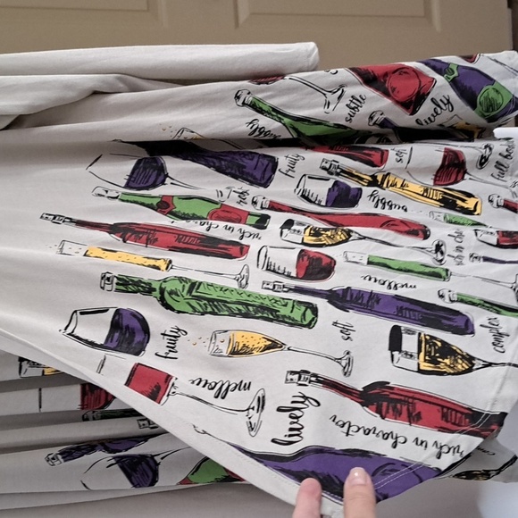 A Walk In The Park  Women's Large Cardigan Wineology - Picture 5 of 11